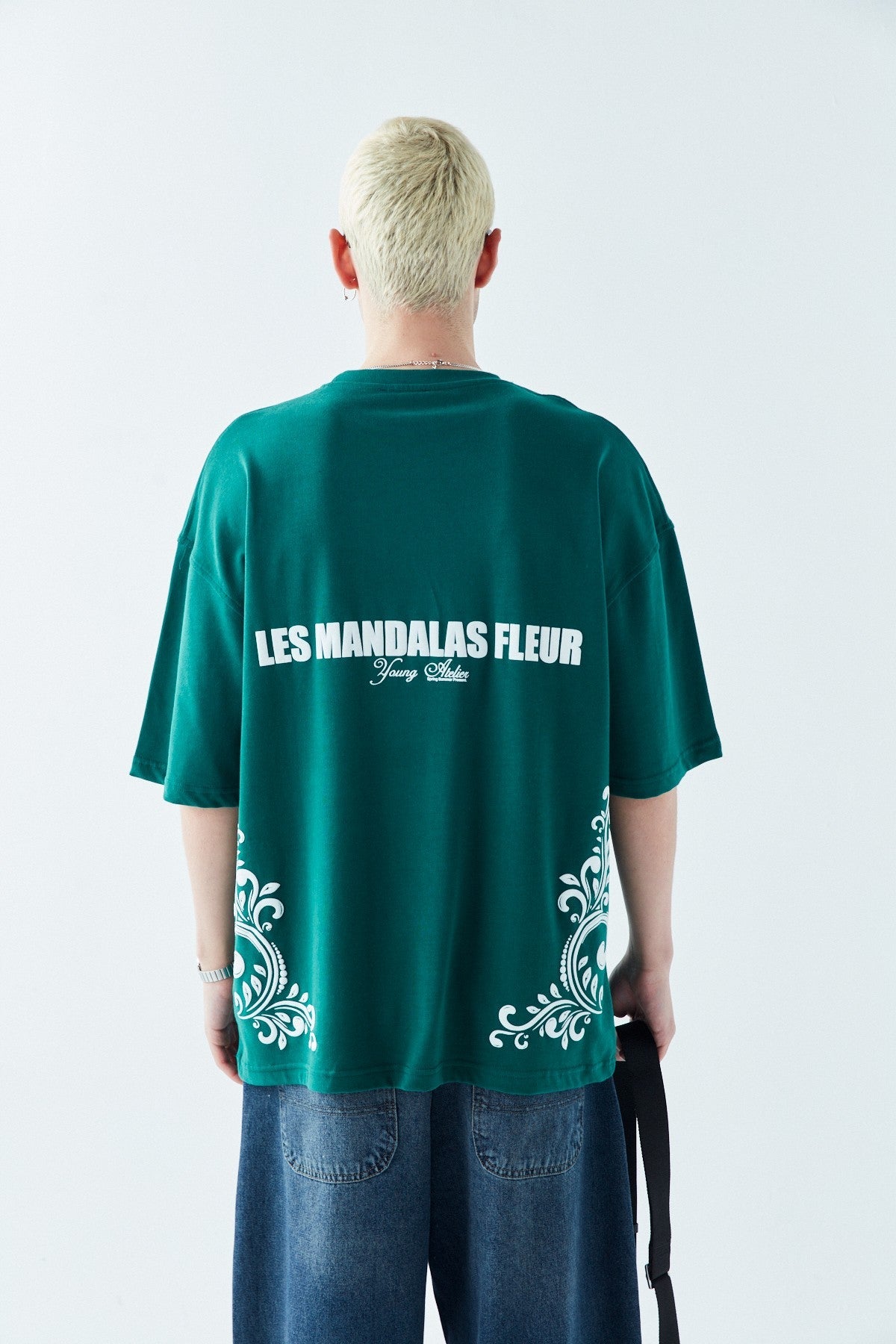 Les Mandalas Arka Baskılı Oversize Tişört