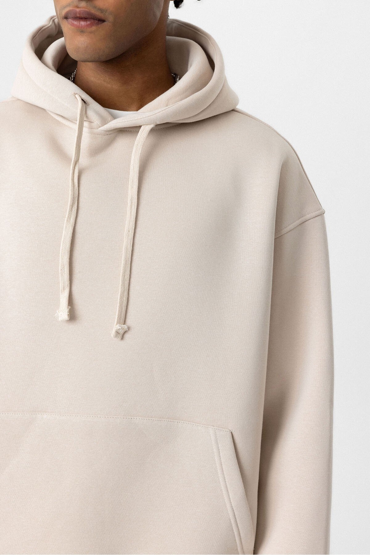 Basic Oversize Kapüşonlu Cep Detaylı Sweatshirt