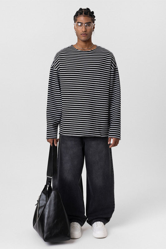 Yaka Detaylı Oversize Sweatshirt