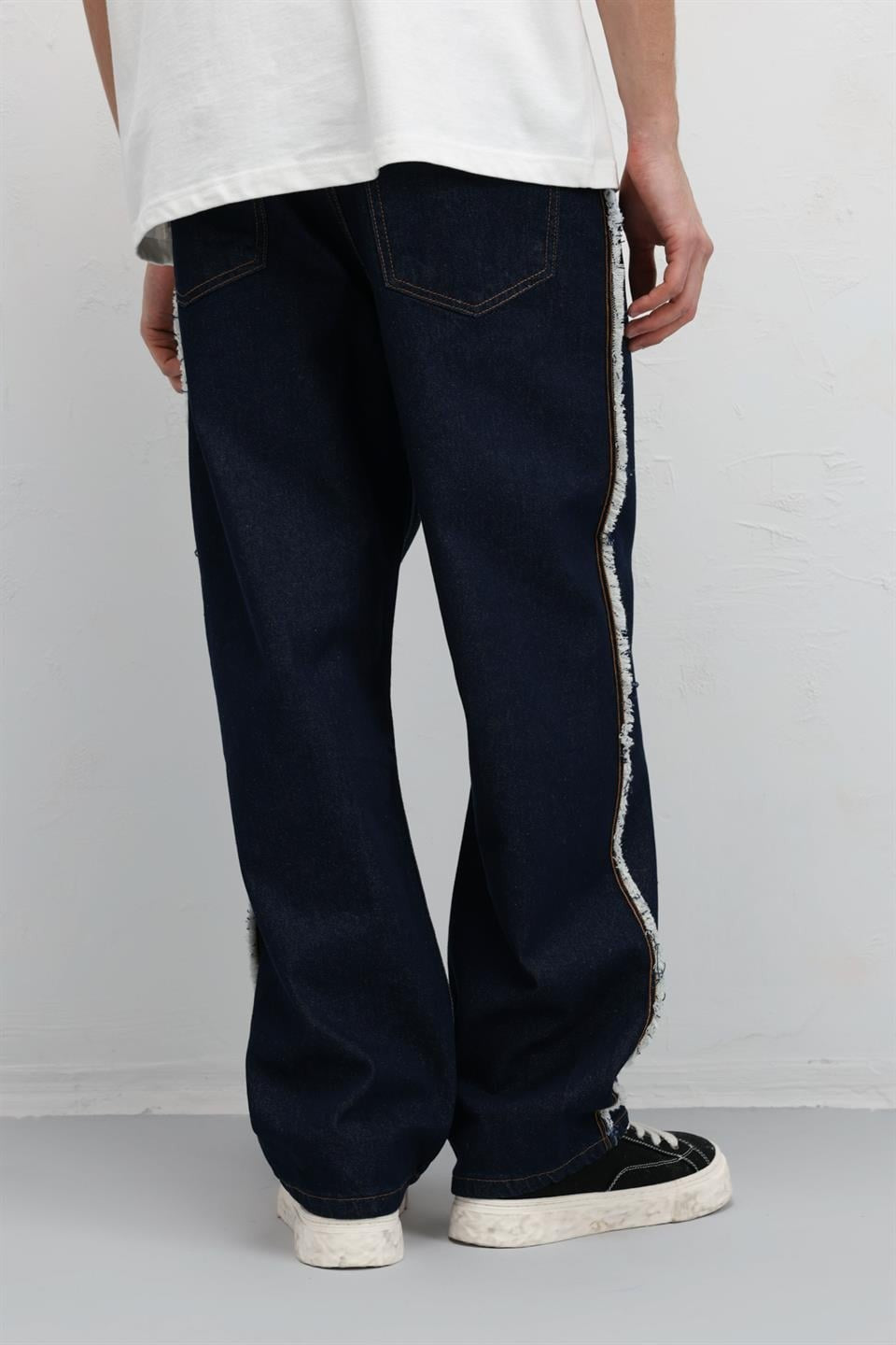 Yan Dikiş Detaylı Baggy Jean