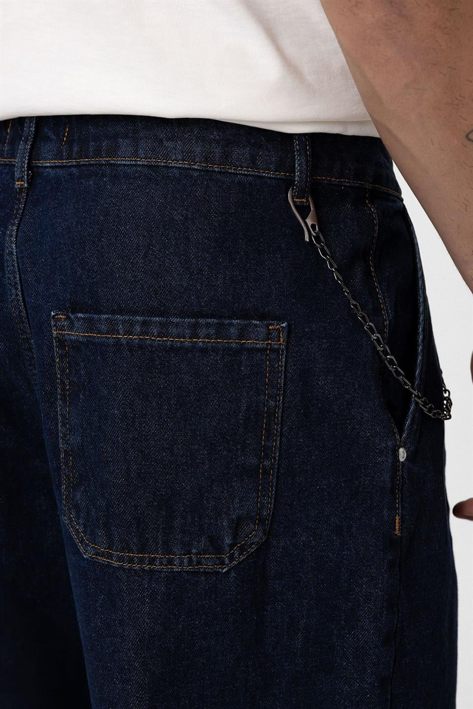 Pileli Zİncir Detaylı Baggy Jean