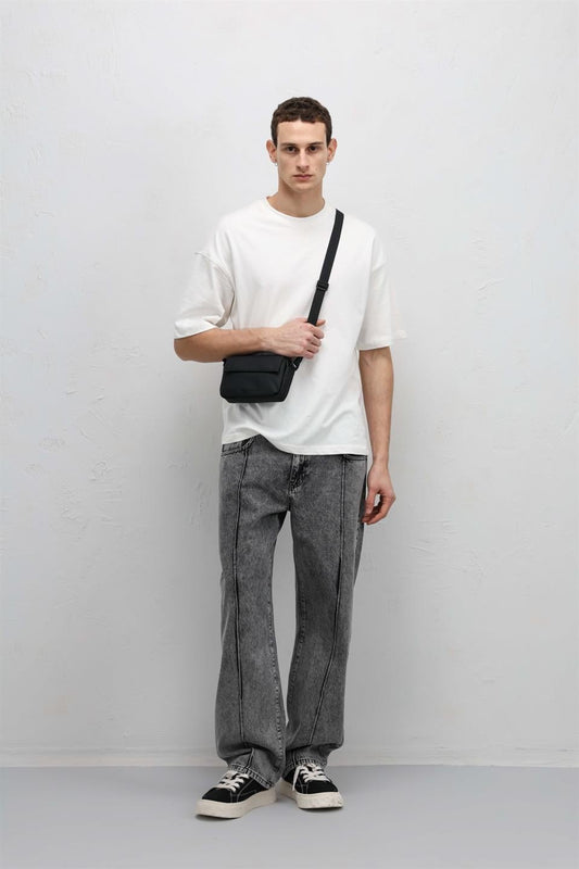 Dikiş Detaylı Relaxed Fit Jean