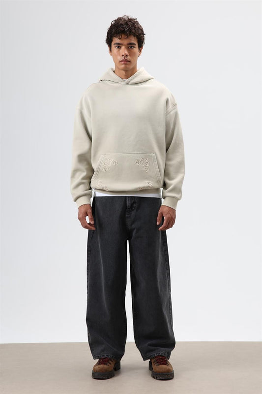 Oversize Nakış Detaylı Hoodie