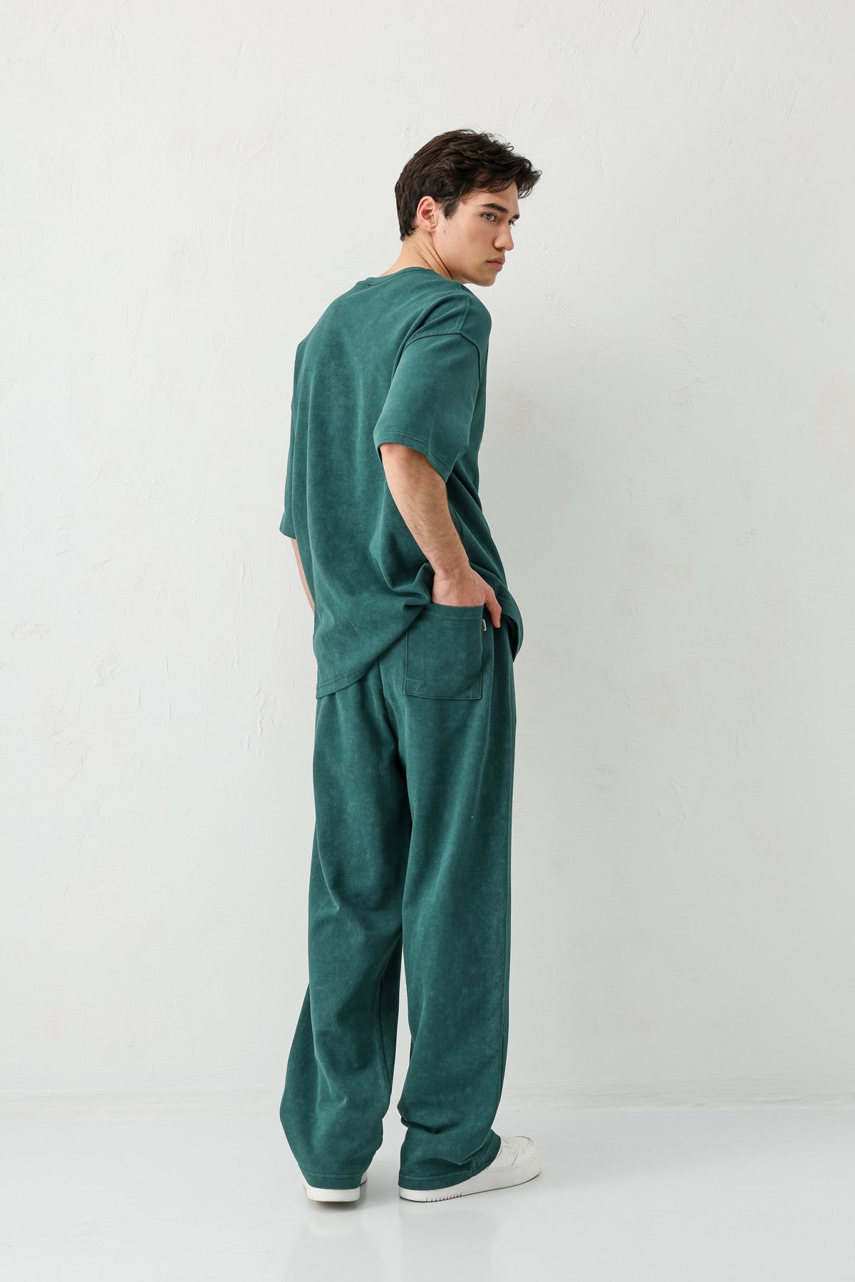 Kısa Kollu Yıkamalı Oversize Tişört