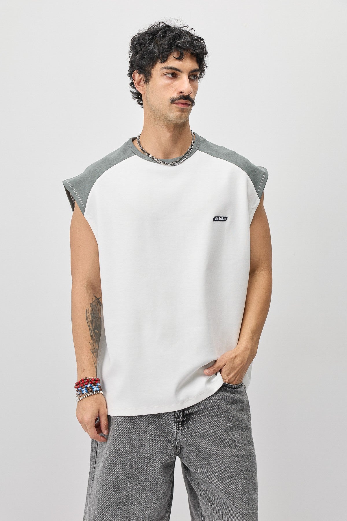 Oversize Arka Baskılı Kolsuz Tişört