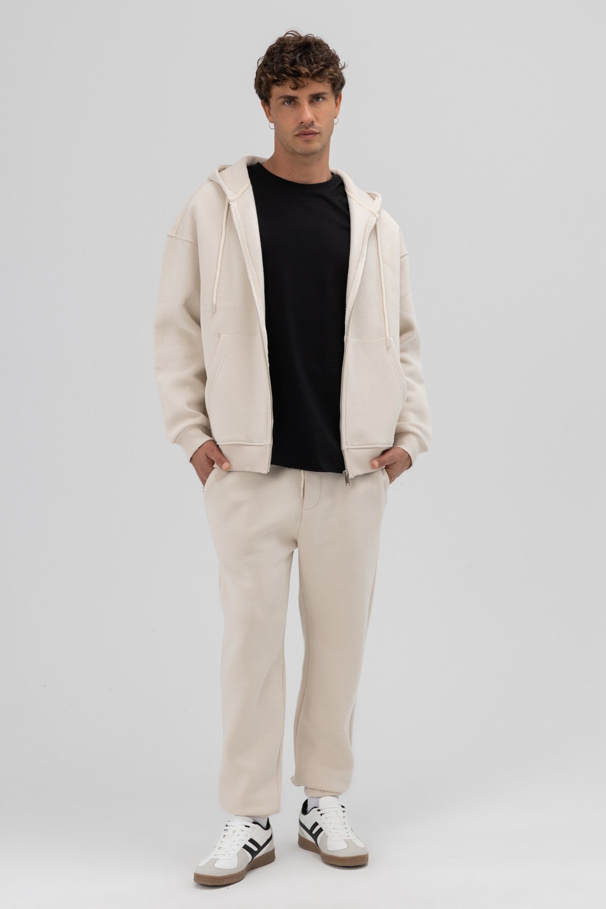 Basic Fermuarlı Oversize Kapüşonlu Sweatshirt