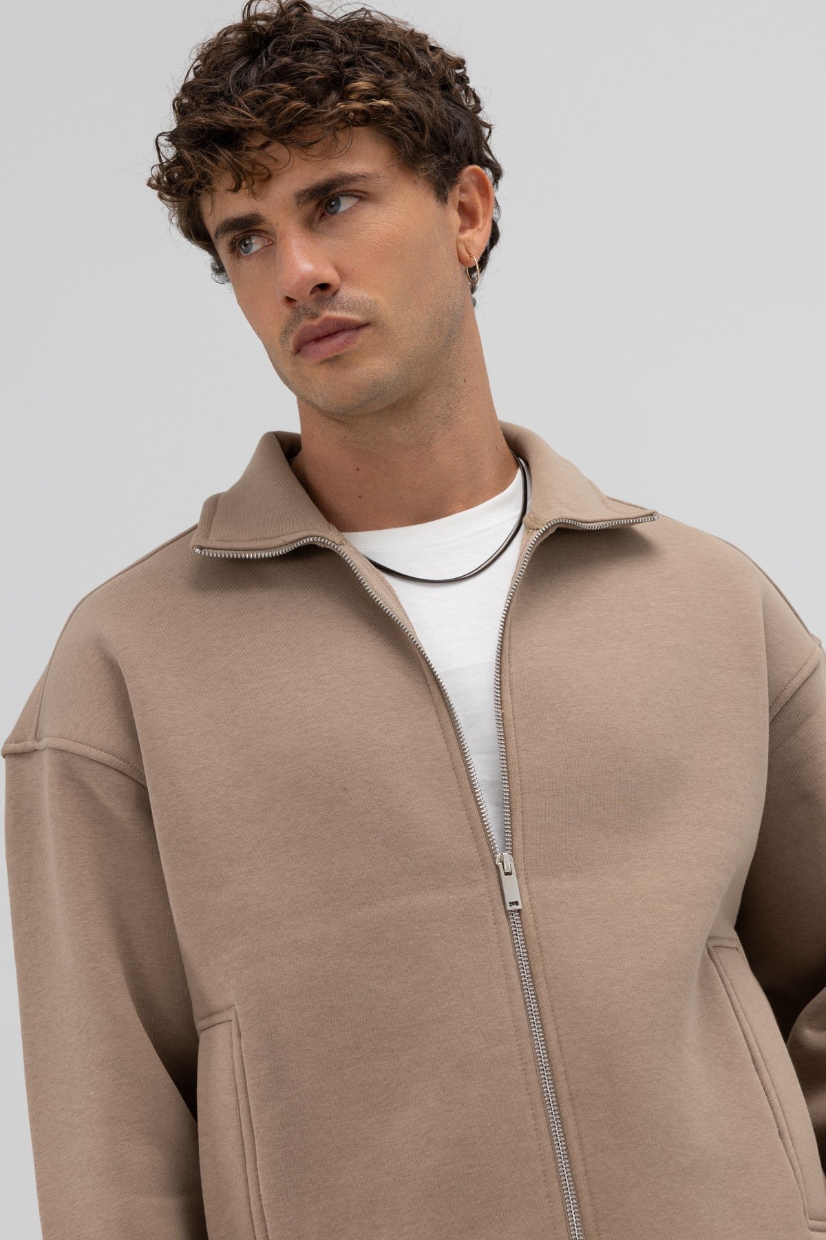 Oversize Önü Fermuarlı Dik Yaka Sweatshirt