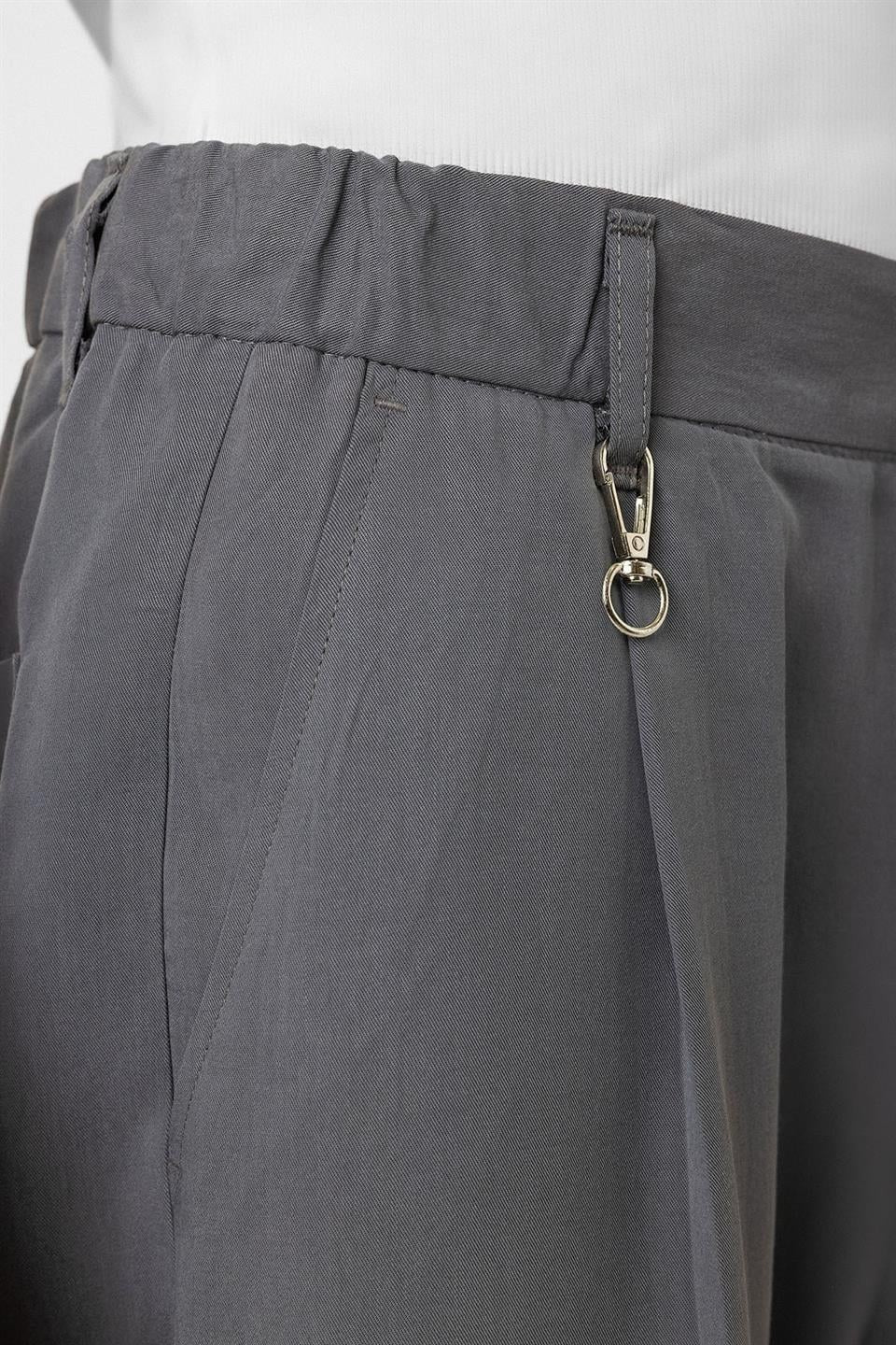 Relaxed Fit Kumaş Pantolon