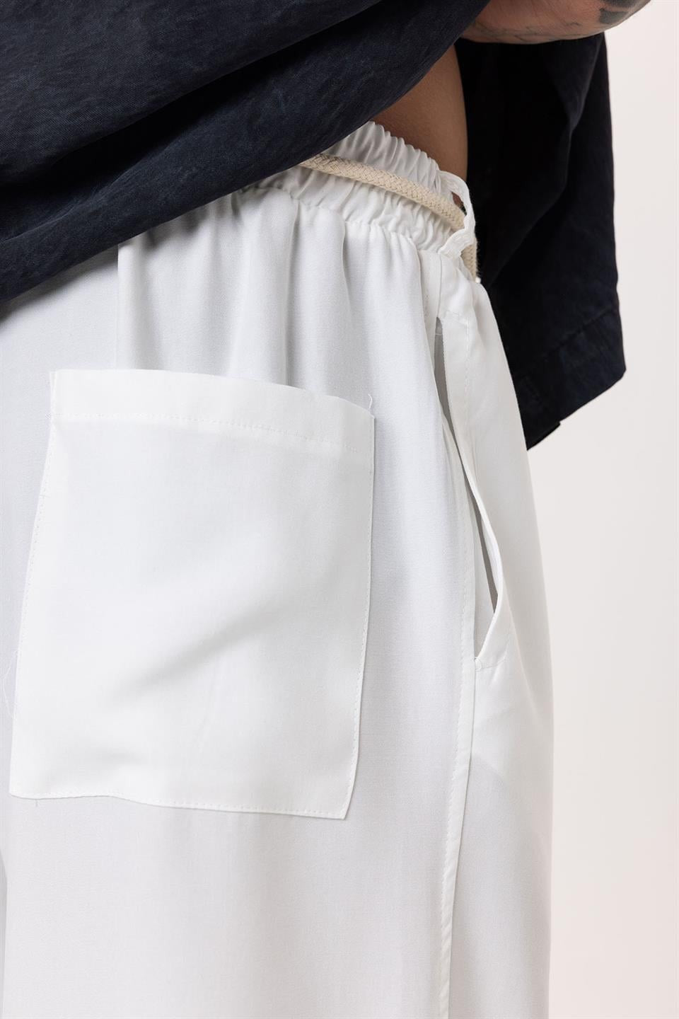 Kemer Detaylı Baggy Lyocell Pantolon