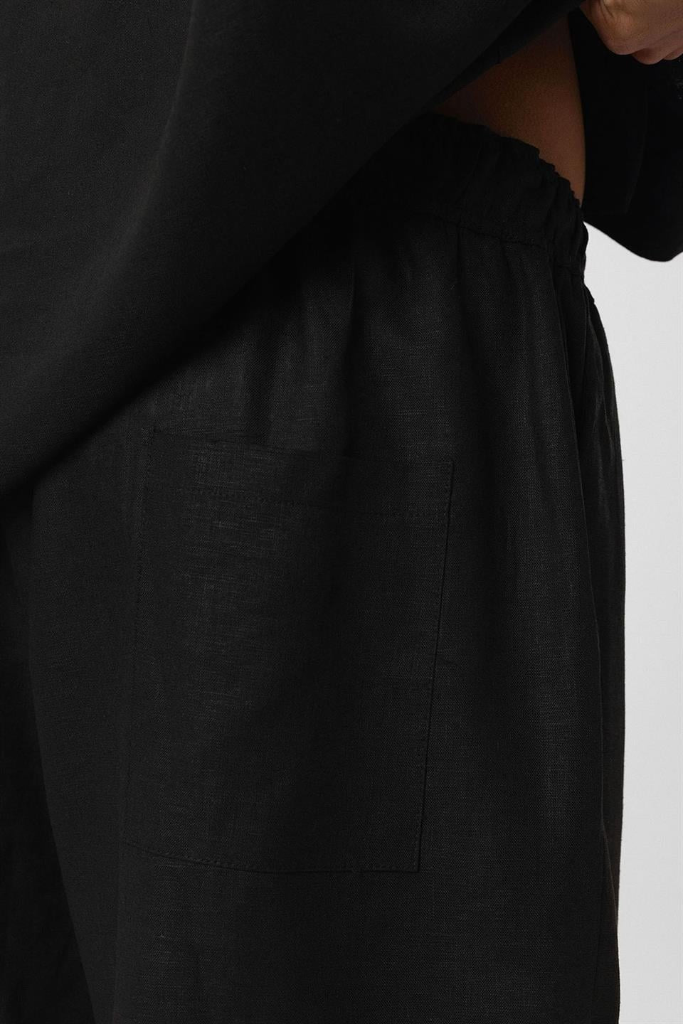 Oversize Çift Cepli Keten Şort
