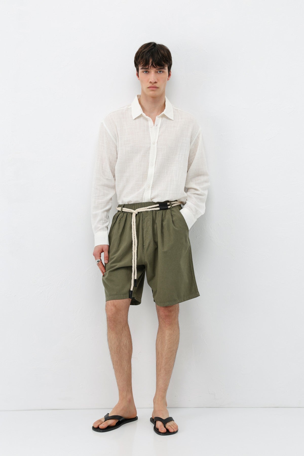 Kemerli Oversize Keten Şort
