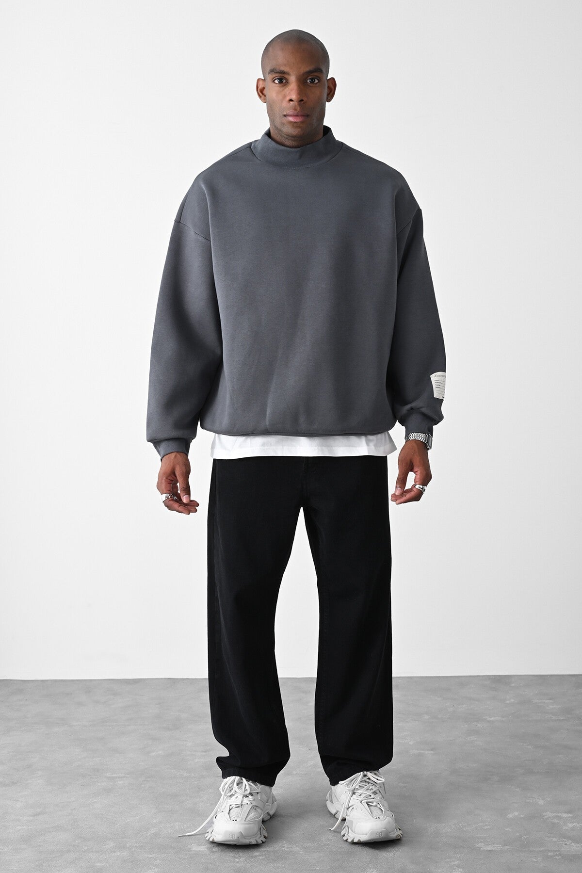 Vizon Kart Detaylı Oversize Sweatshirt