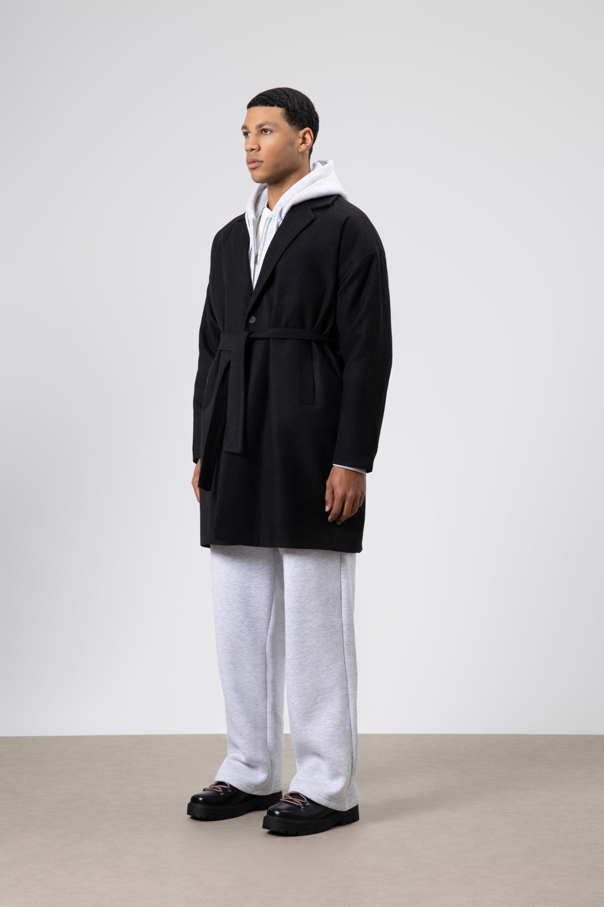 Kemerli Oversize Kaşe Kaban