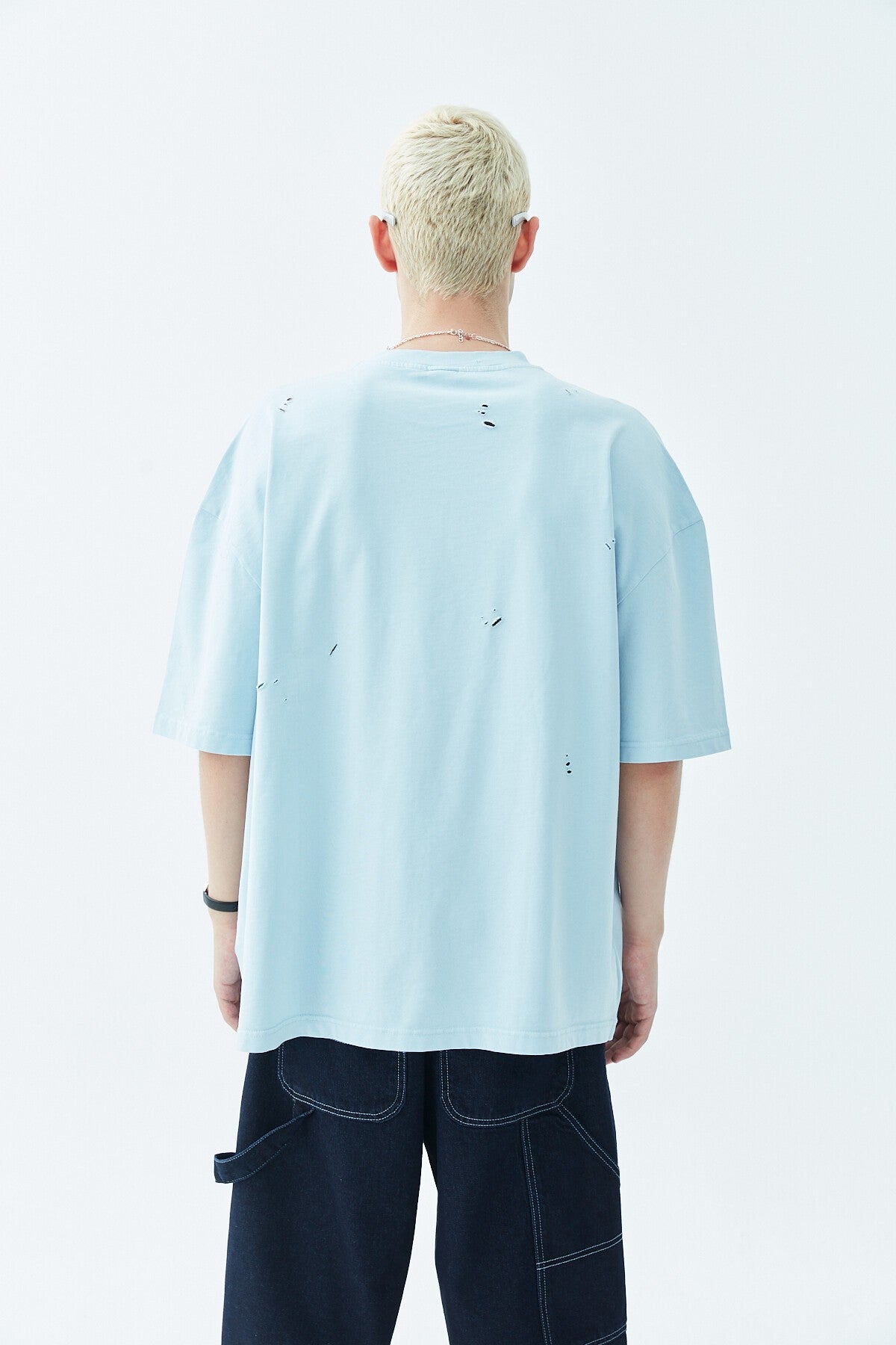 Yırtık Detaylı Oversize Tişört