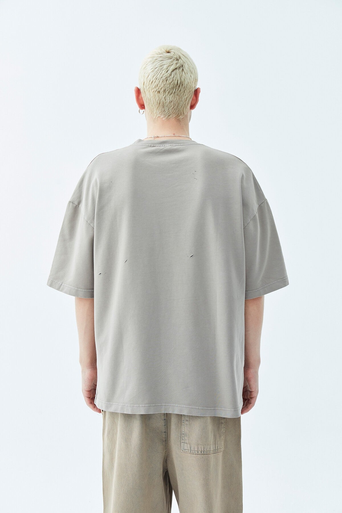 Yırtık Detaylı Oversize Tişört