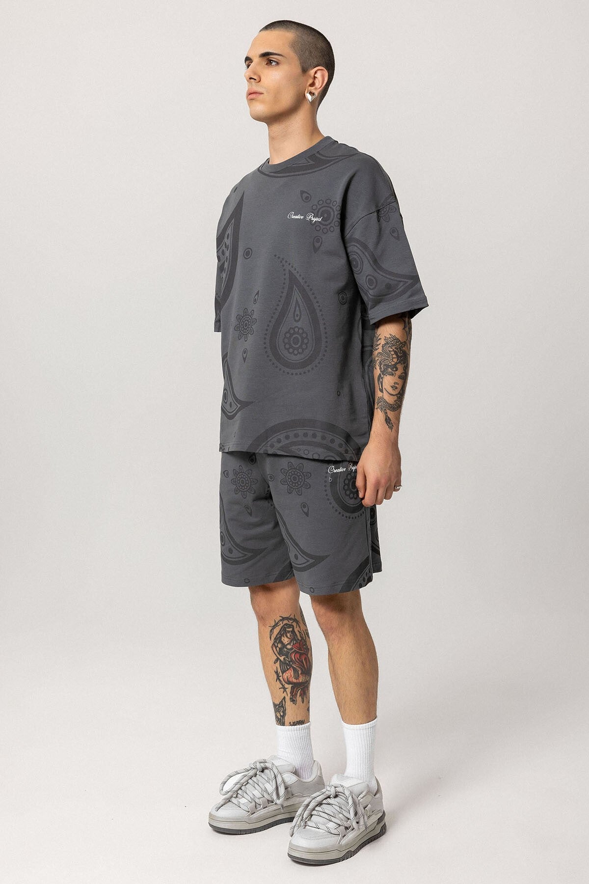 Oversize Desenli Şort Tişört Takım