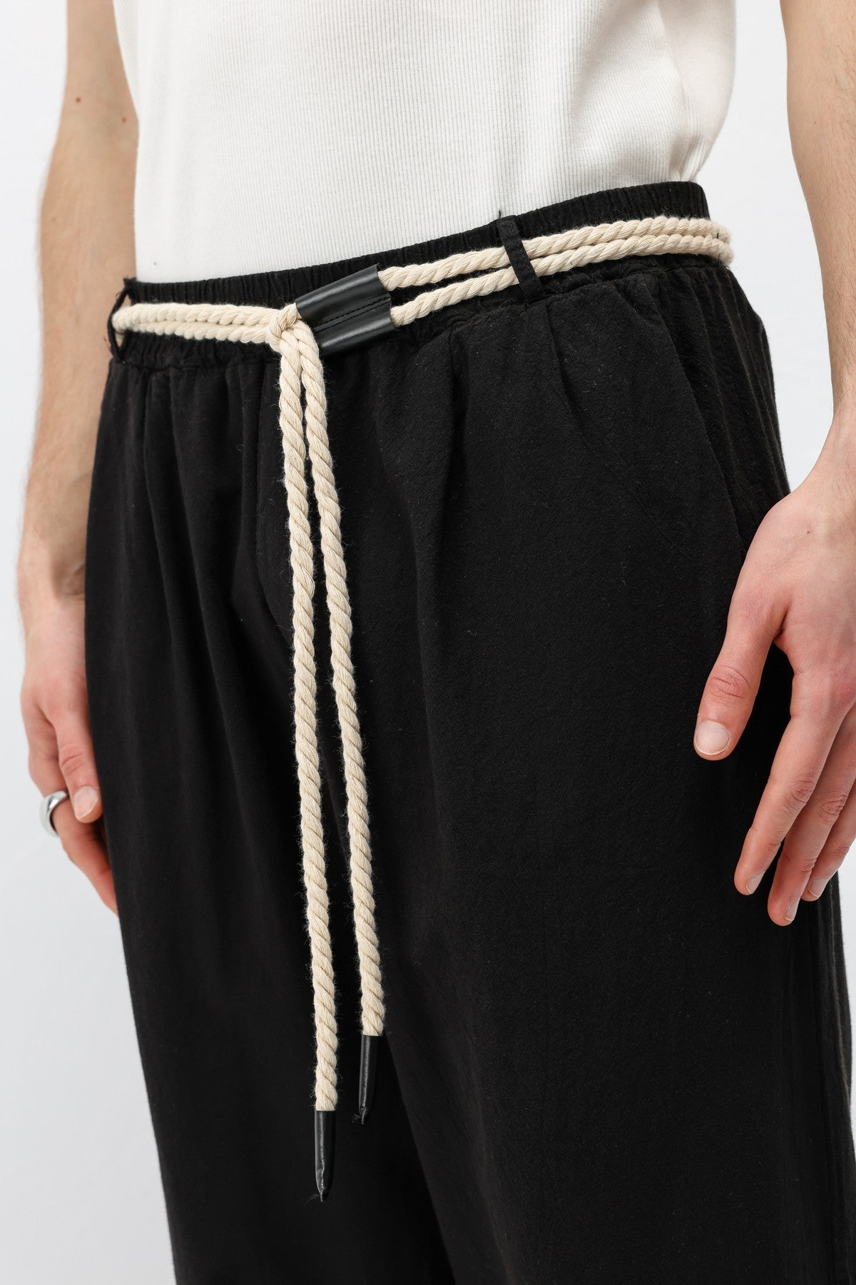 Kemer Detaylı Oversize Keten Pantolon