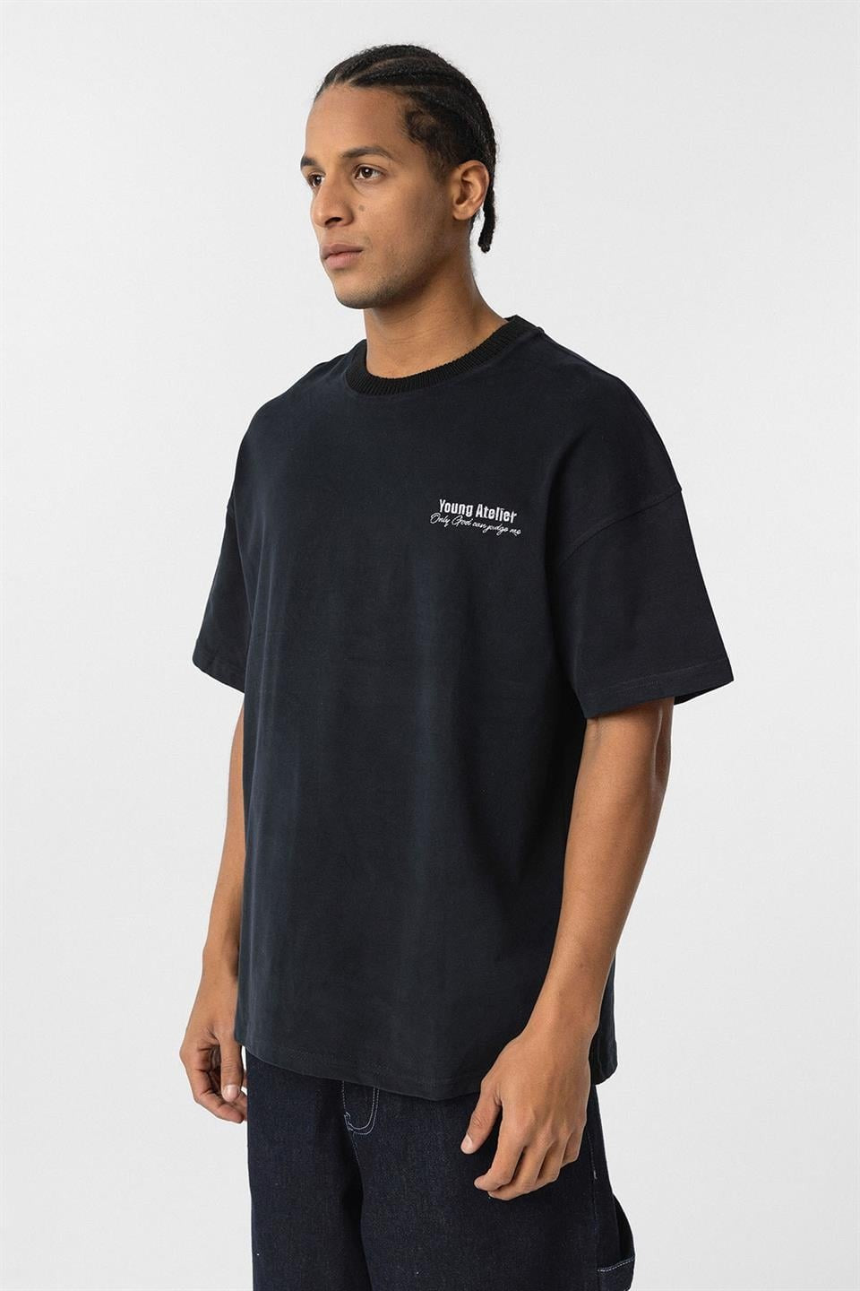 Nakış İşlemeli Oversize Tişört