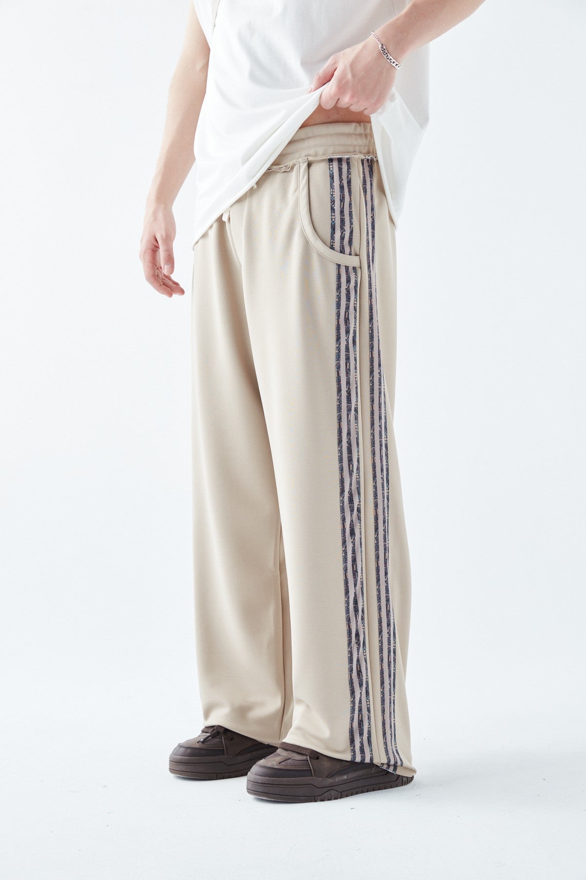Şerit Detaylı Baggy Eşofman Altı