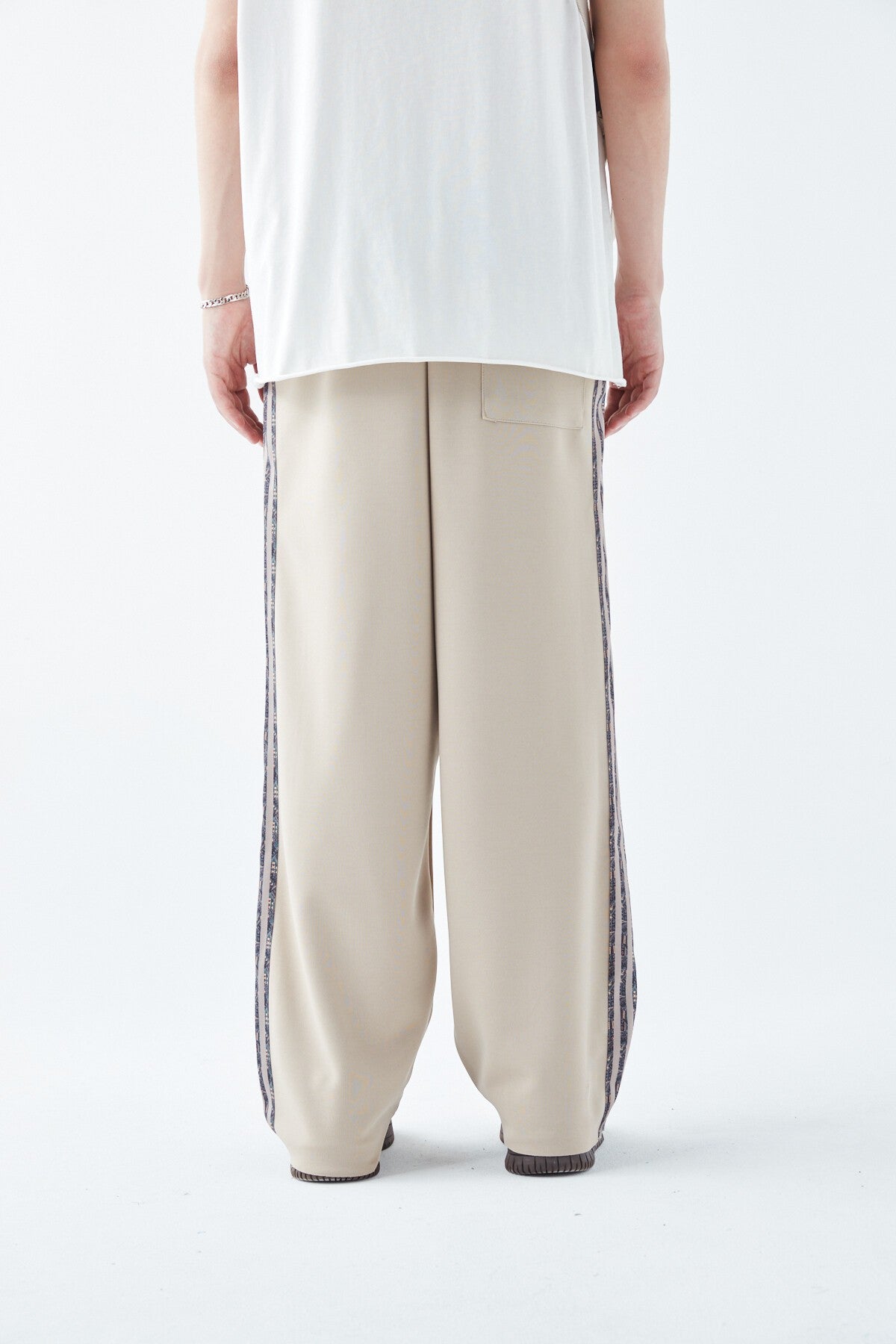 Şerit Detaylı Baggy Eşofman Altı