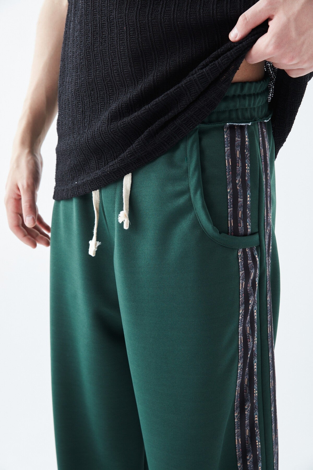 Şerit Detaylı Baggy Eşofman Altı