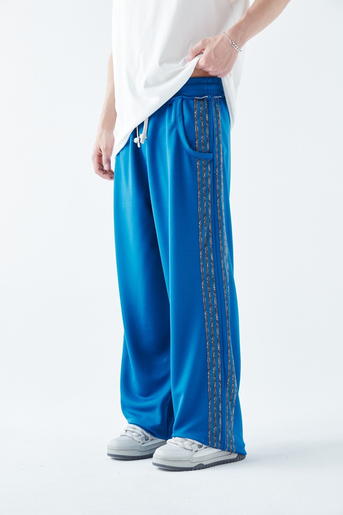 Şerit Detaylı Baggy Eşofman Altı