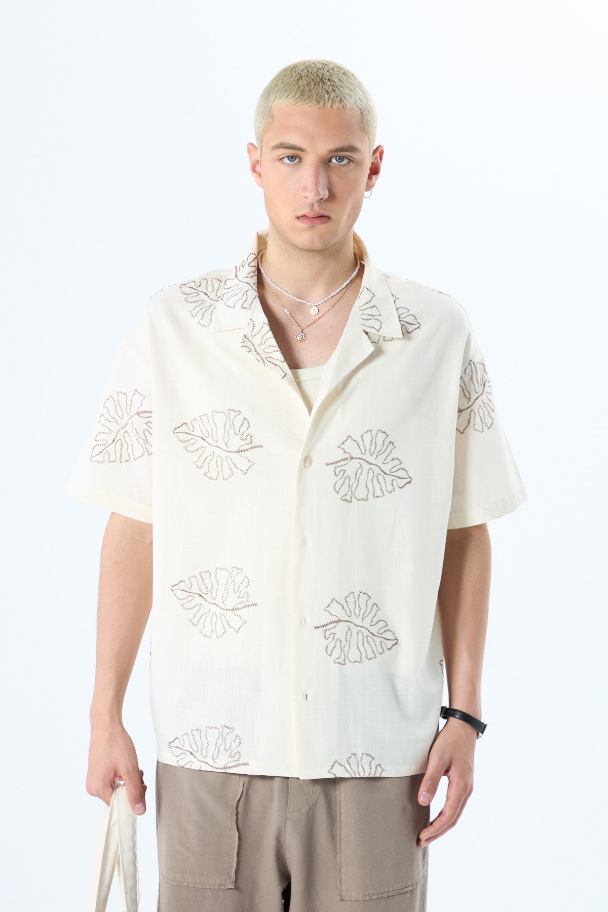 Nakış Detaylı Oversize Keten Gömlek