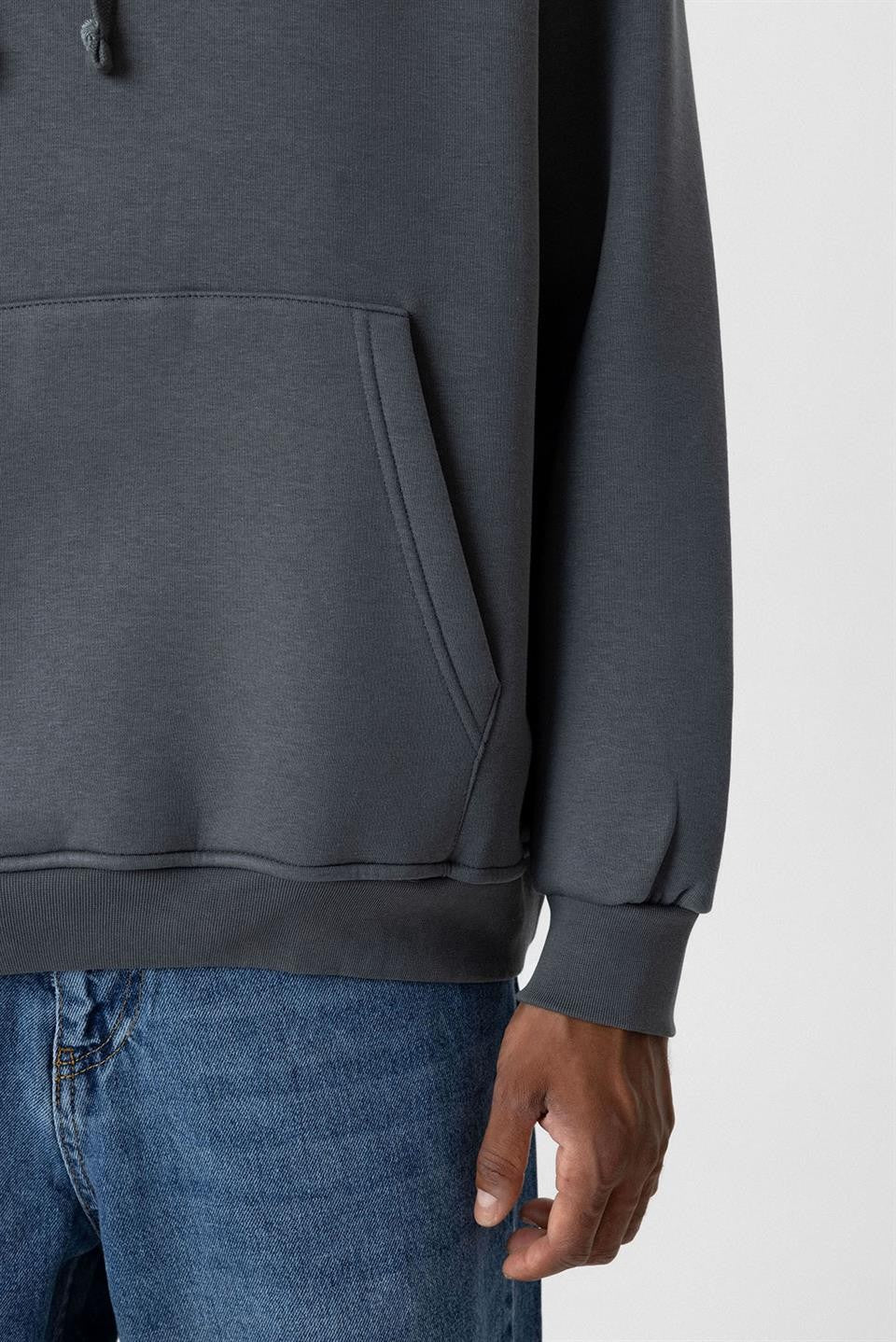 Basic Oversize Kapüşonlu Cep Detaylı Sweatshirt