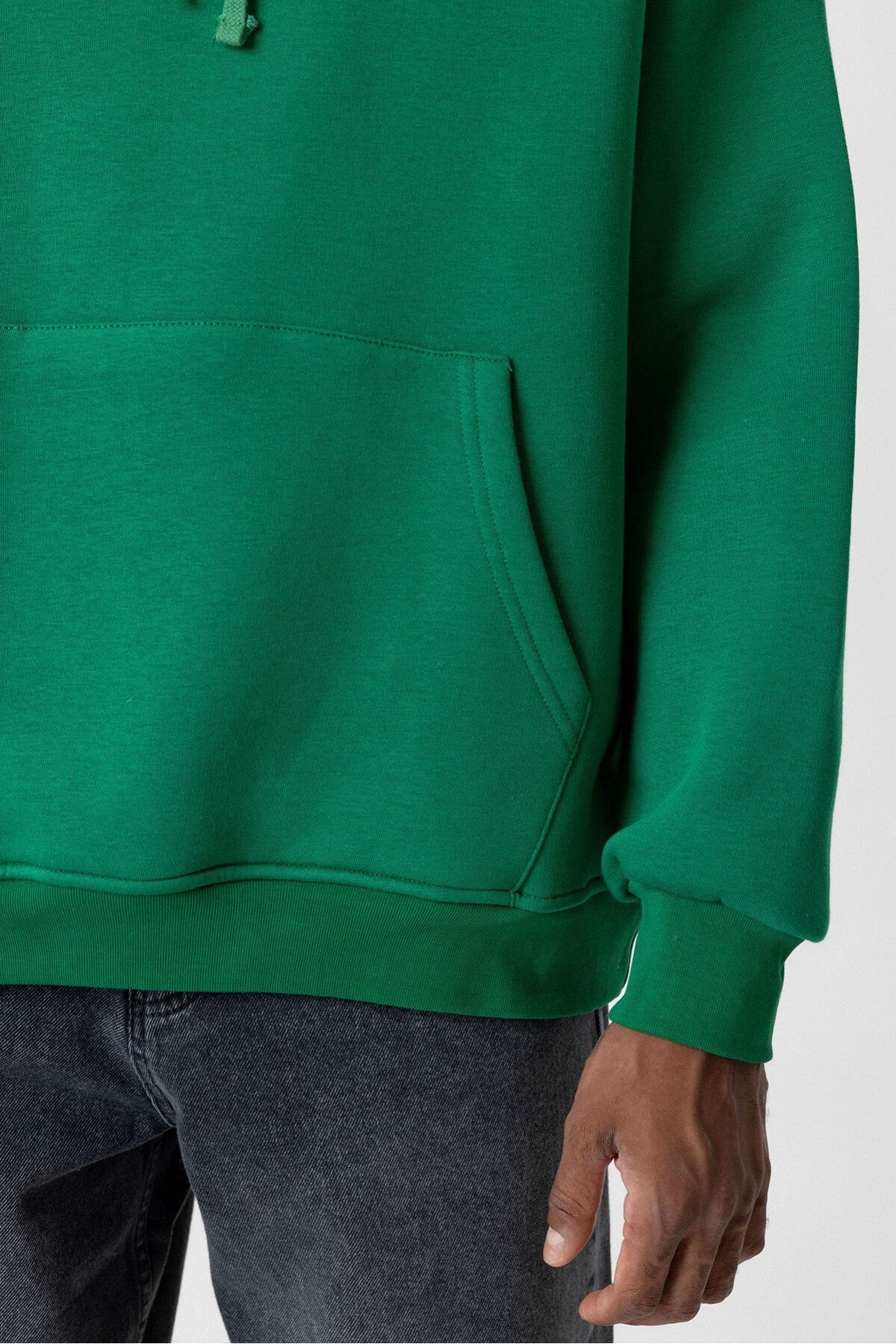 Basic Oversize Kapüşonlu Cep Detaylı Sweatshirt