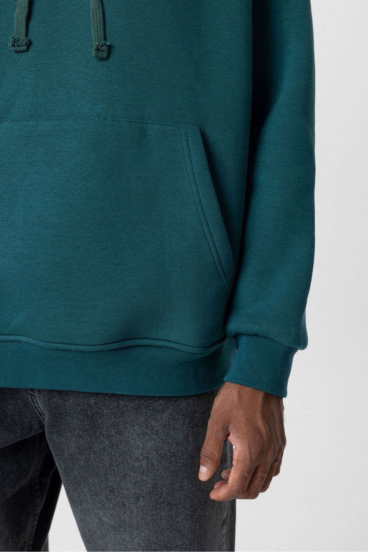 Basic Oversize Kapüşonlu Cep Detaylı Sweatshirt