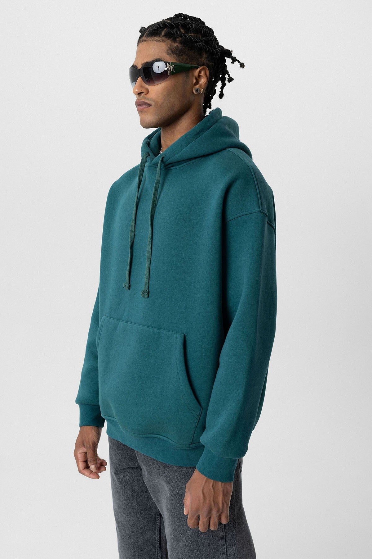 Basic Oversize Kapüşonlu Cep Detaylı Sweatshirt
