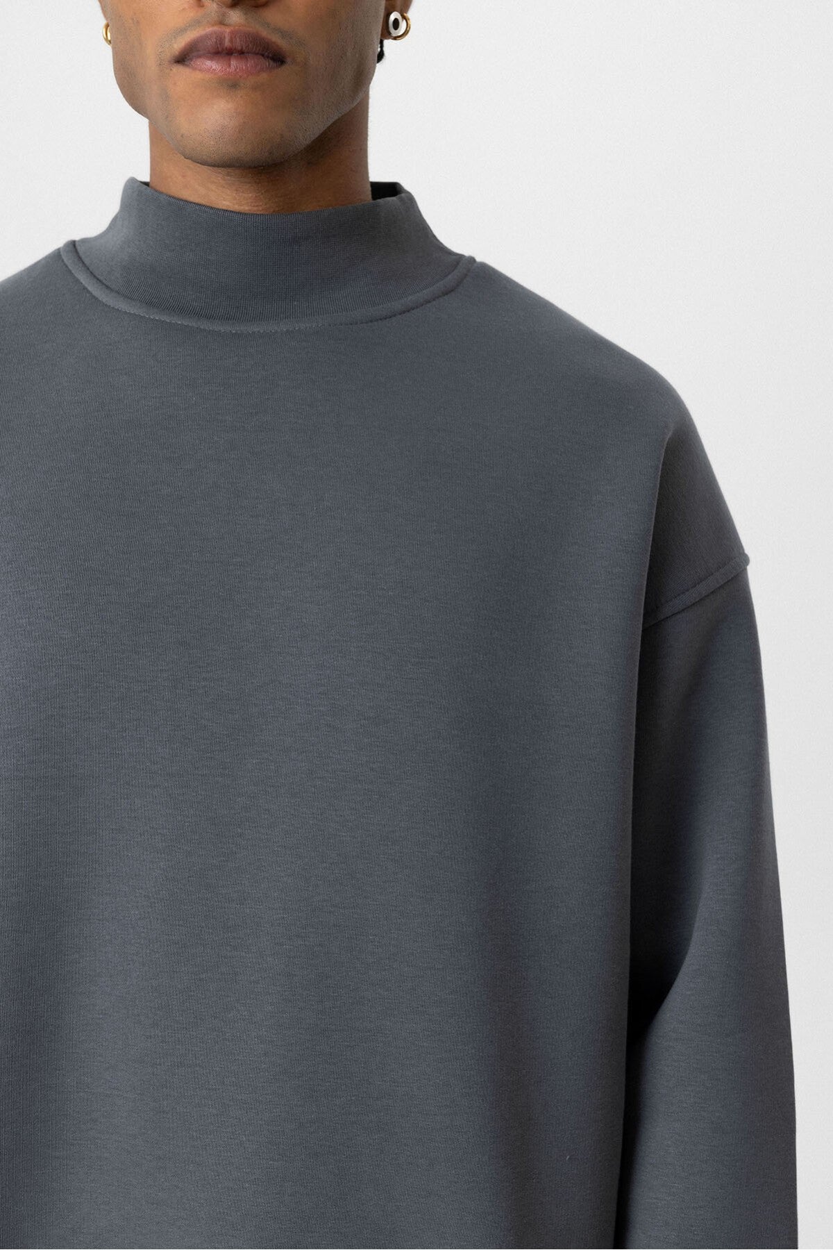 Basic Oversize Balıkçı Yaka Sweatshirt