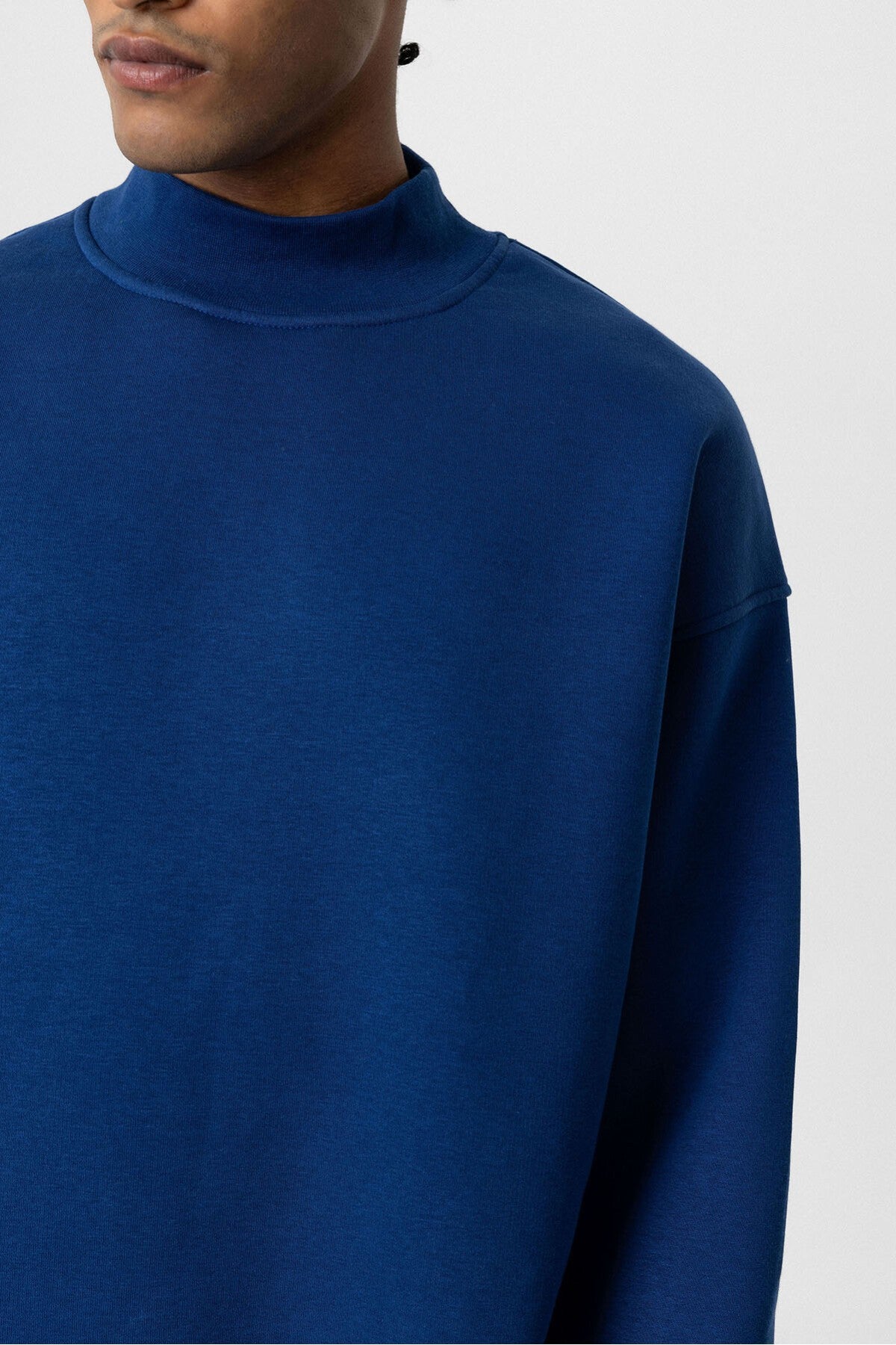 Basic Oversize Balıkçı Yaka Sweatshirt