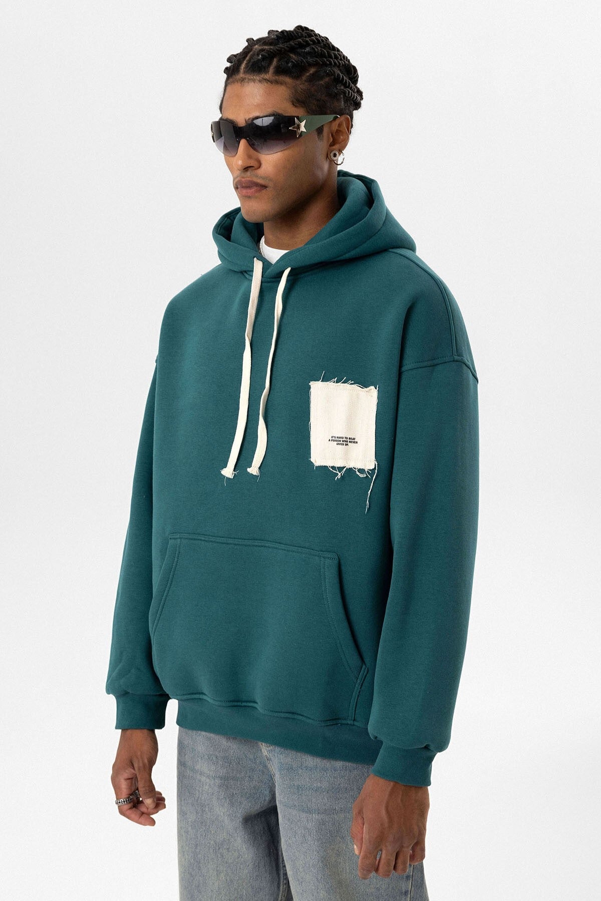 Etiket Detaylı Oversize Kapüşonlu Sweatshirt