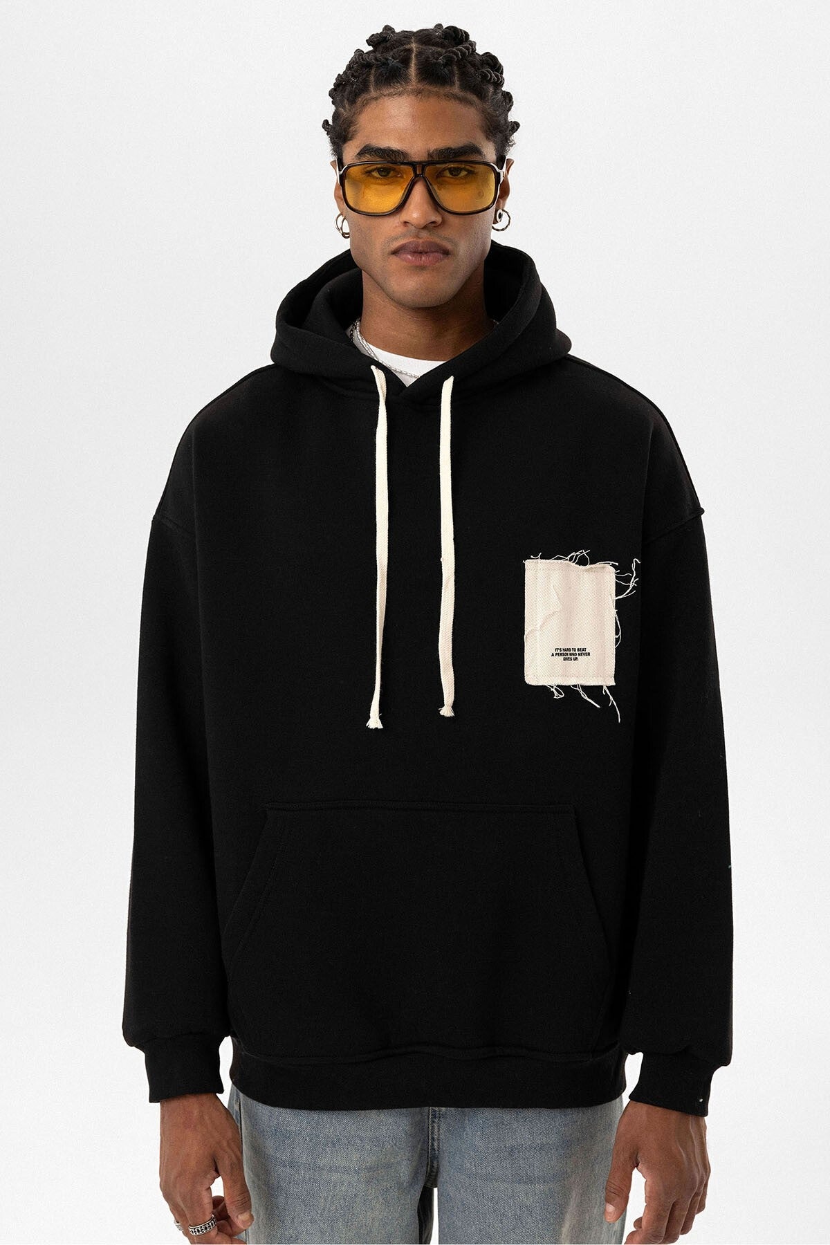 Etiket Detaylı Oversize Kapüşonlu Sweatshirt