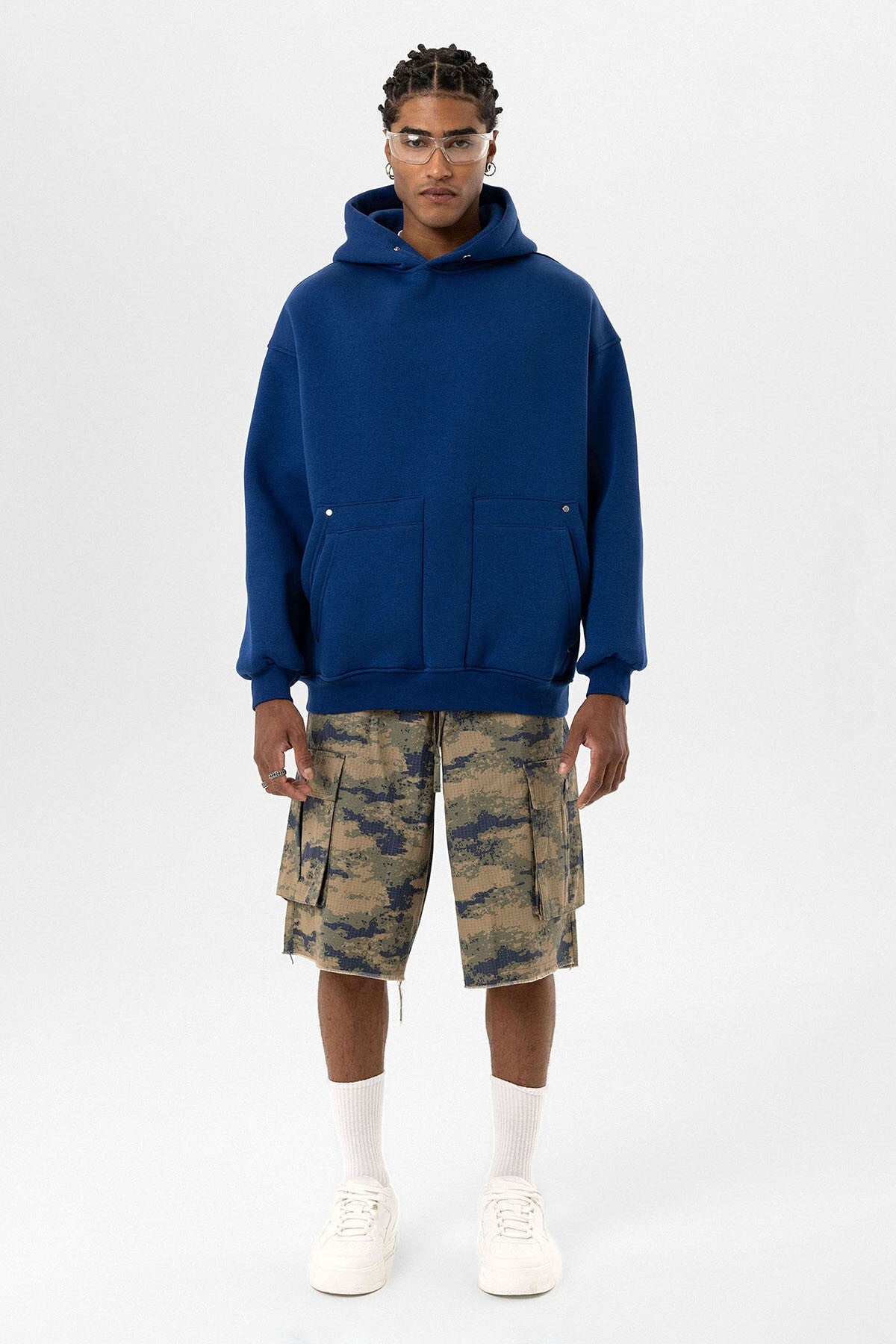 Cep Detaylı Kapüşonlu Oversize Sweatshirt