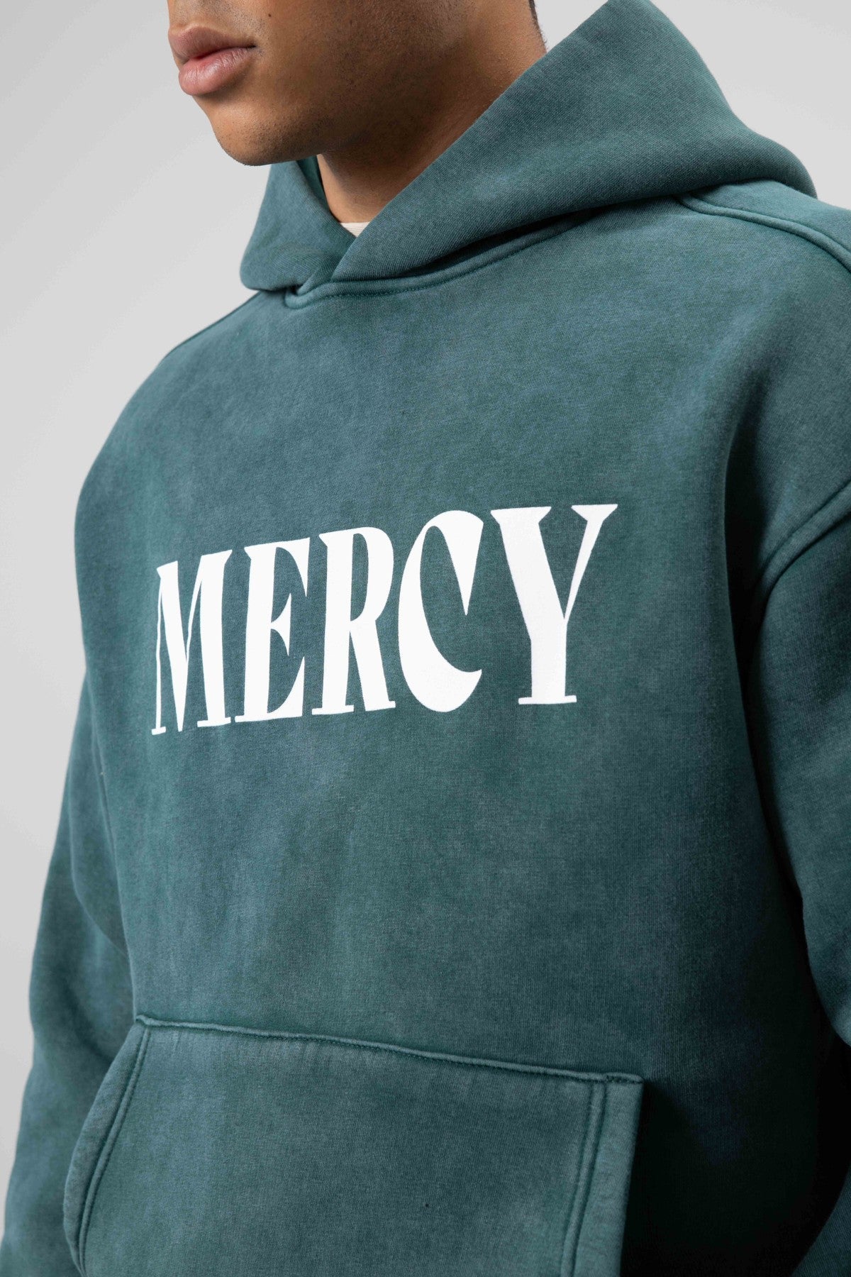 Kart Detaylı Yıkamalı Oversize Sweatshirt