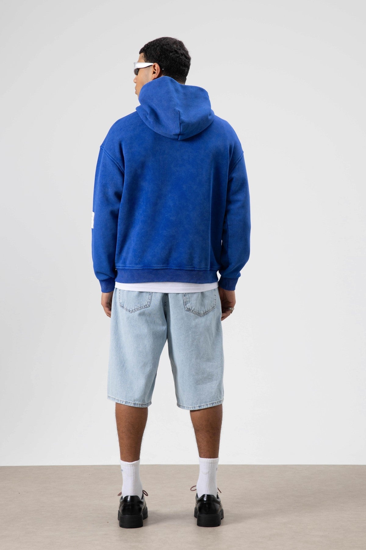 Kart Detaylı Yıkamalı Oversize Sweatshirt