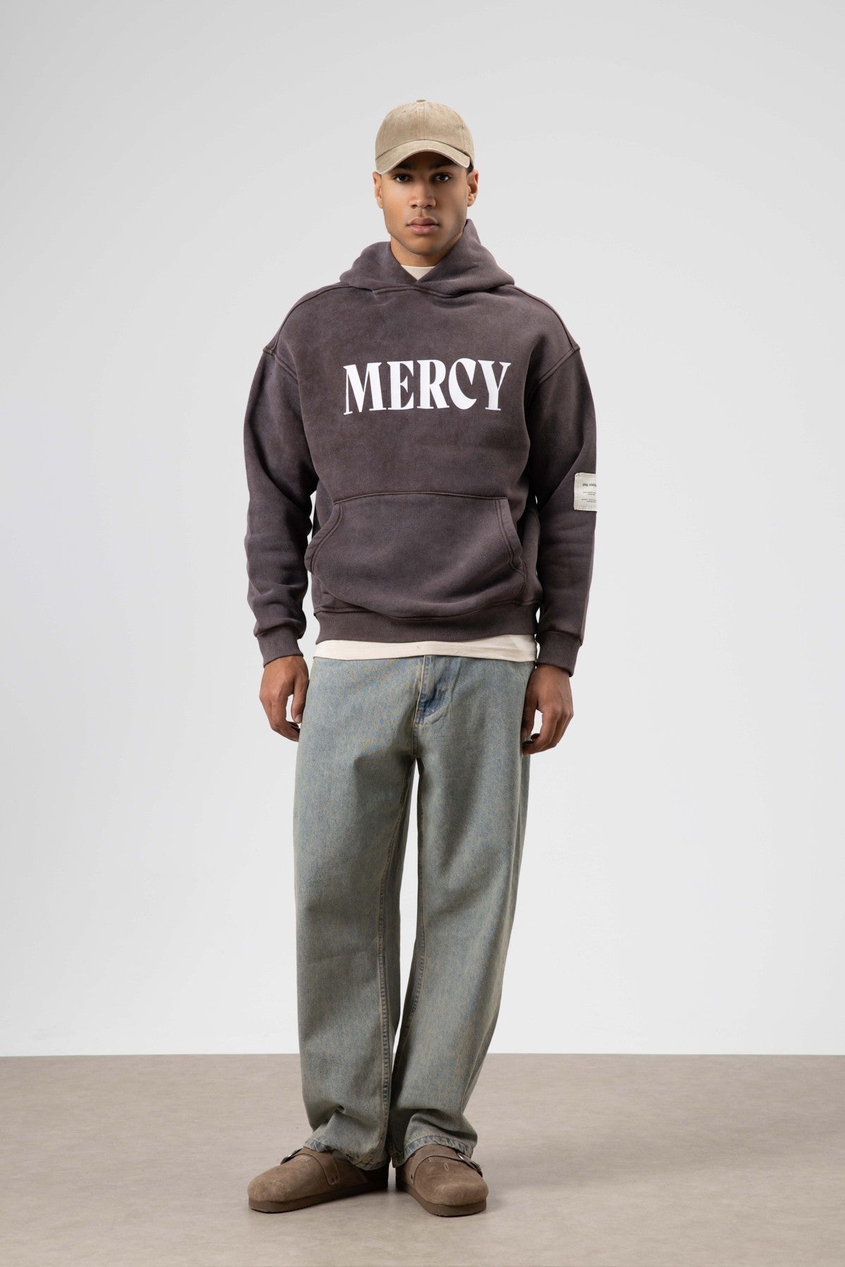Kart Detaylı Yıkamalı Oversize Sweatshirt