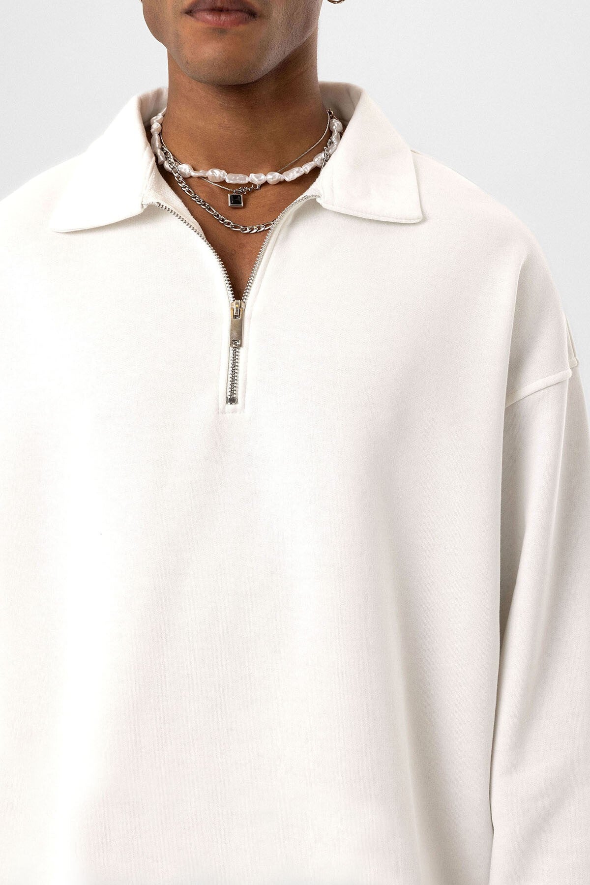 Basic Polo Yaka Fermuar Detaylı Sweatshirt