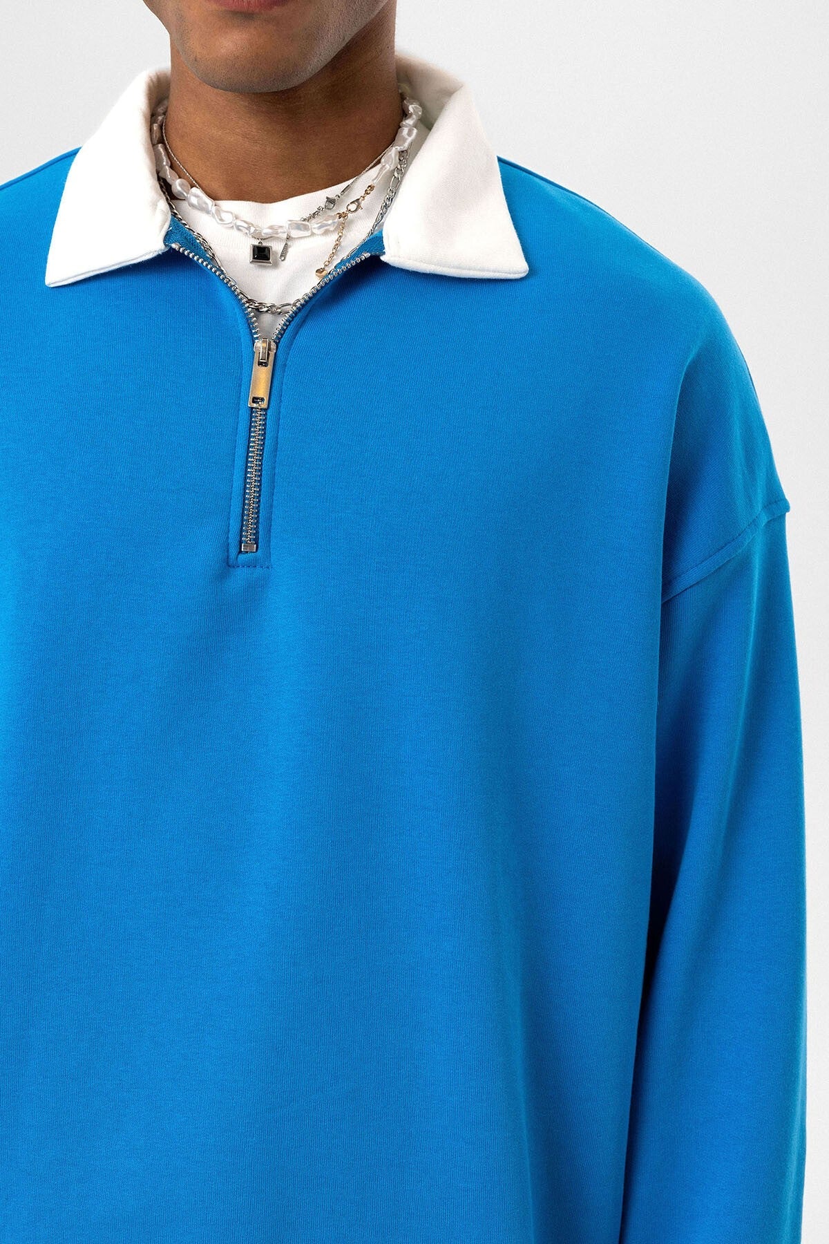 Basic Polo Yaka Fermuar Detaylı Sweatshirt