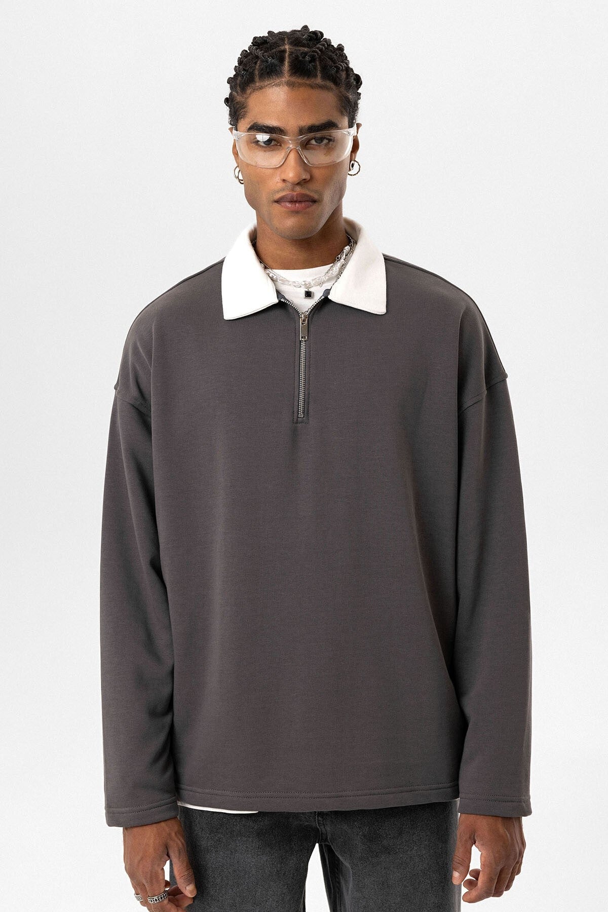 Basic Polo Yaka Fermuar Detaylı Sweatshirt