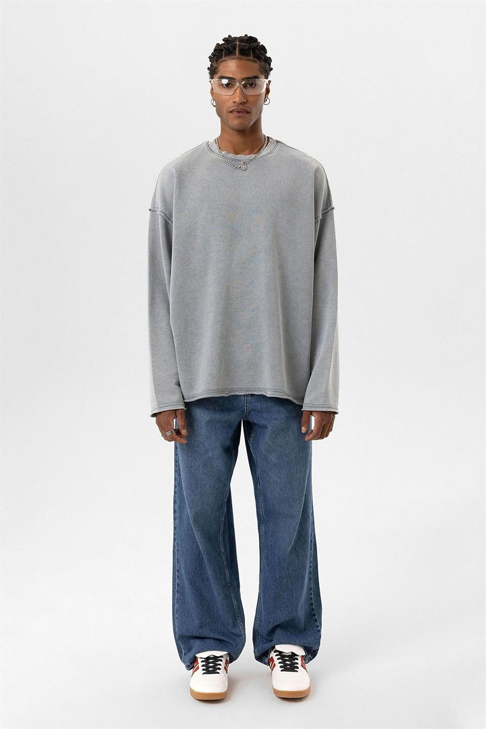 Yıkamalı Sırt Detaylı Oversize Sweatshirt