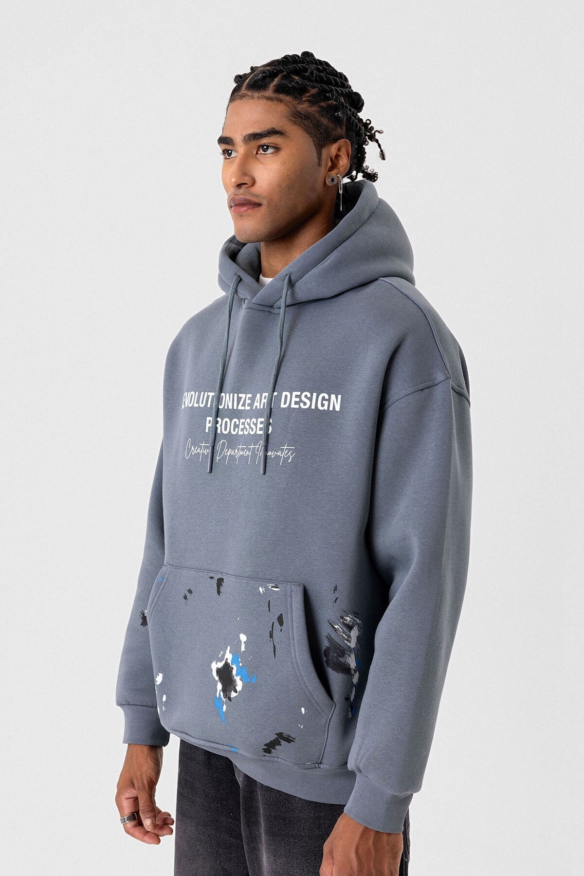 Renk Detaylı Oversize Kapüşonlu Sweatshirt