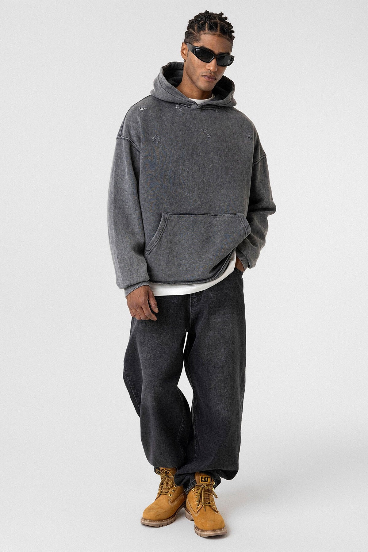 Yıkamalı Yırtık Detaylı Oversize Sweatshirt