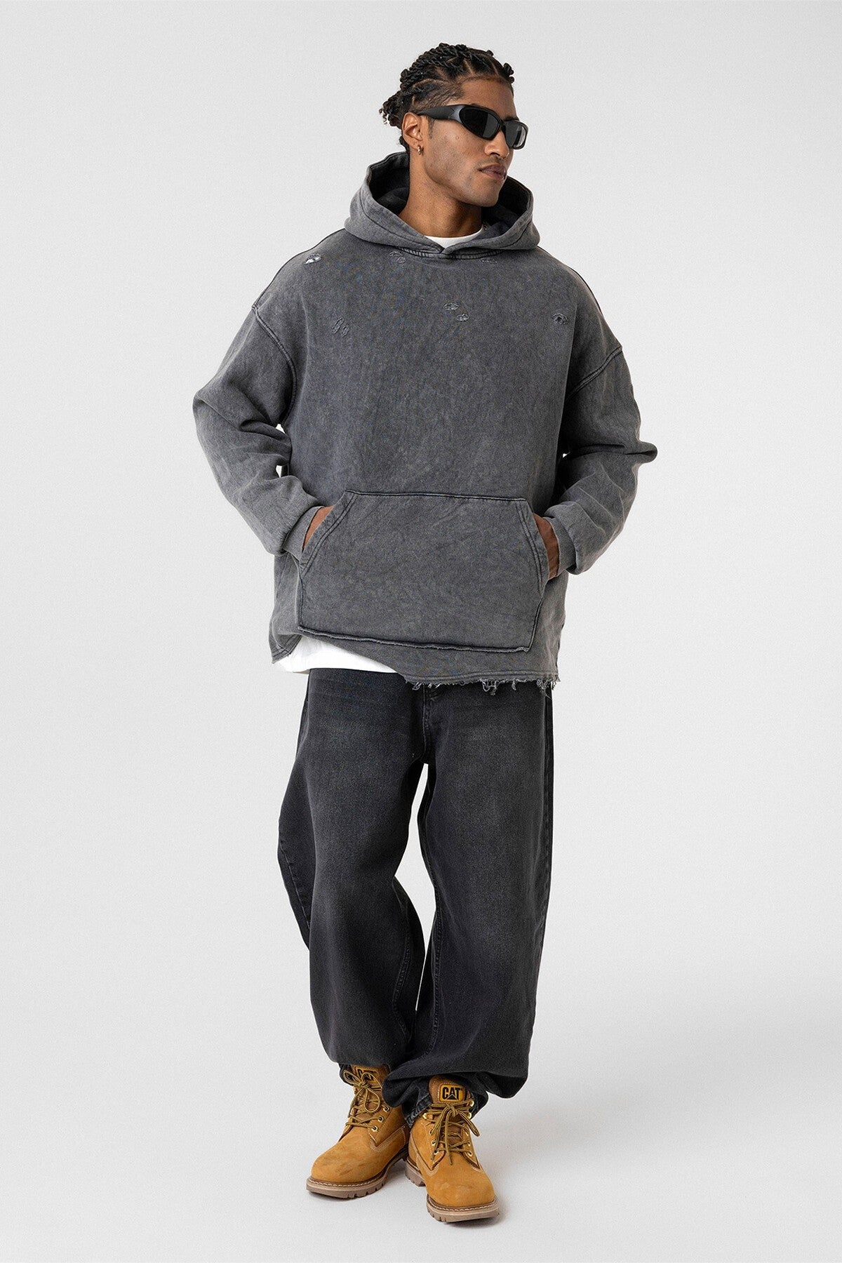 Yıkamalı Yırtık Detaylı Oversize Sweatshirt