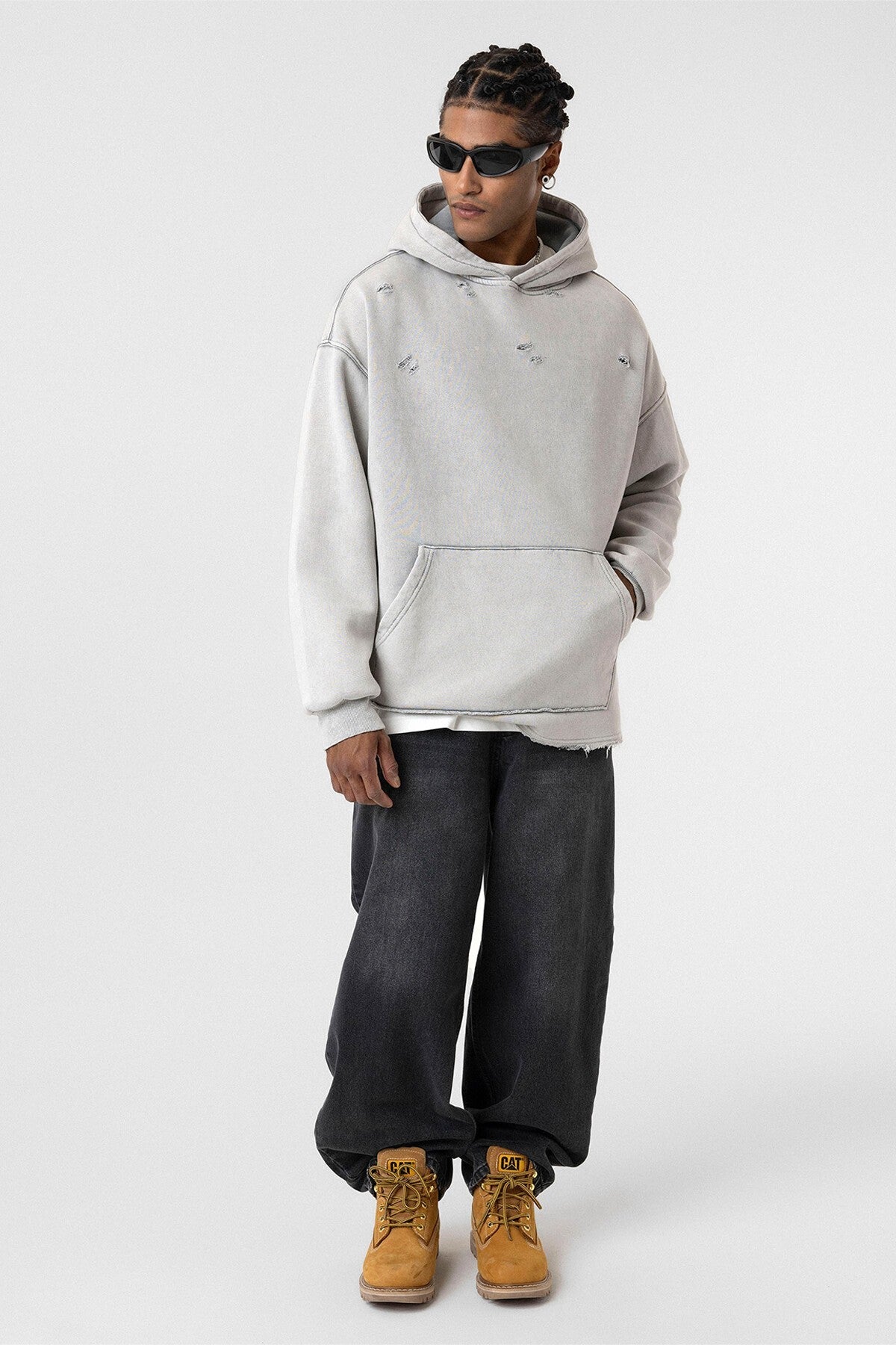 Yıkamalı Yırtık Detaylı Oversize Sweatshirt