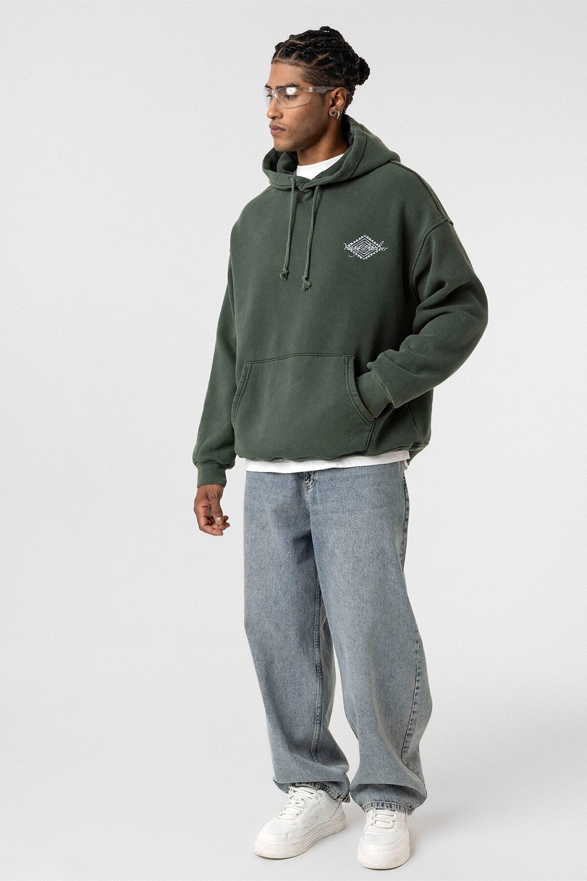 Yıkamalı Sırt Baskılı Oversize Sweatshirt