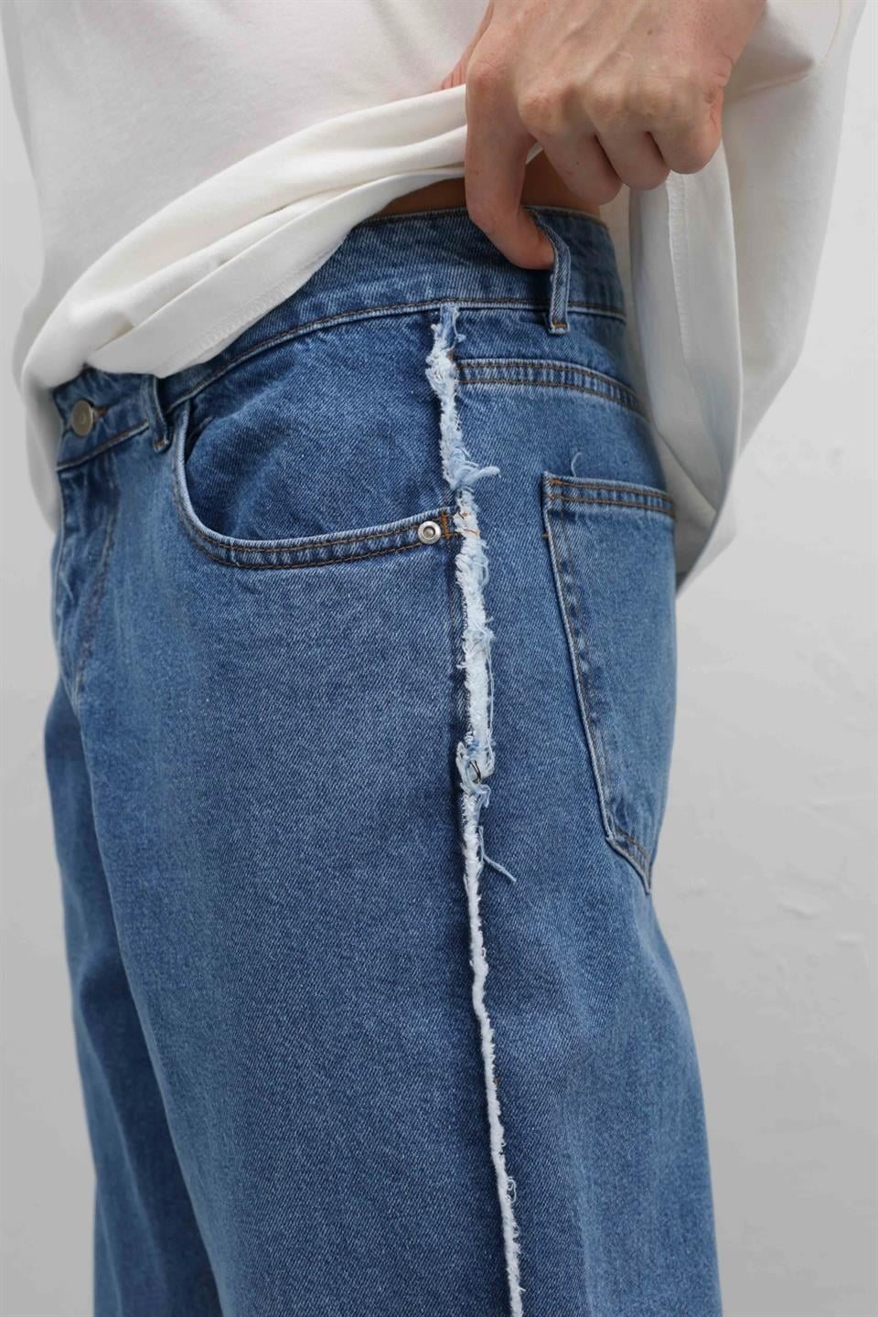 Yan Dikiş Detaylı Baggy Jean