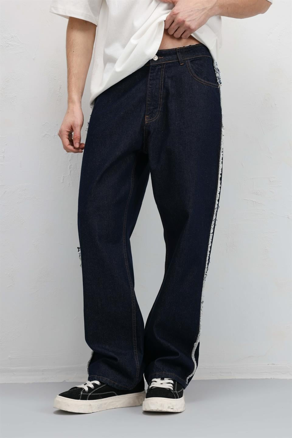 Yan Dikiş Detaylı Baggy Jean